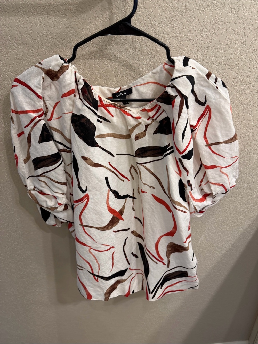 Alfani White Abstract Scribble-Print Puff Sleeve Top